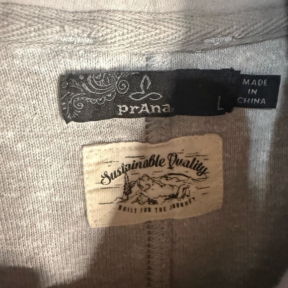 Prana Women's Gray Mock Neck Fleece Sweatshirt Pleated Back Side Slits Size L - Picture 2 of 4